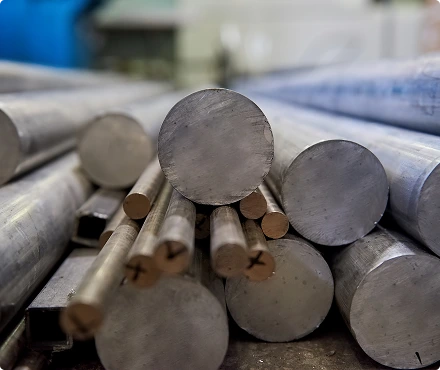 Svetlo-vuceni-okrugli-celik